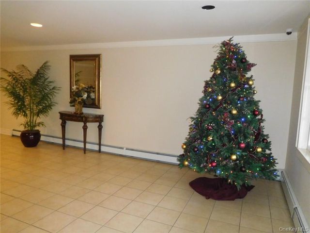 4 Consulate Drive 1-M, Tuckahoe, NY 10707