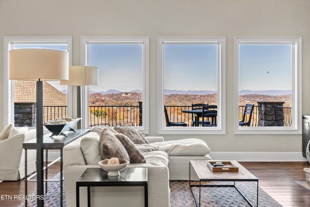 12767 Highwick Circle, Knoxville, TN 37934