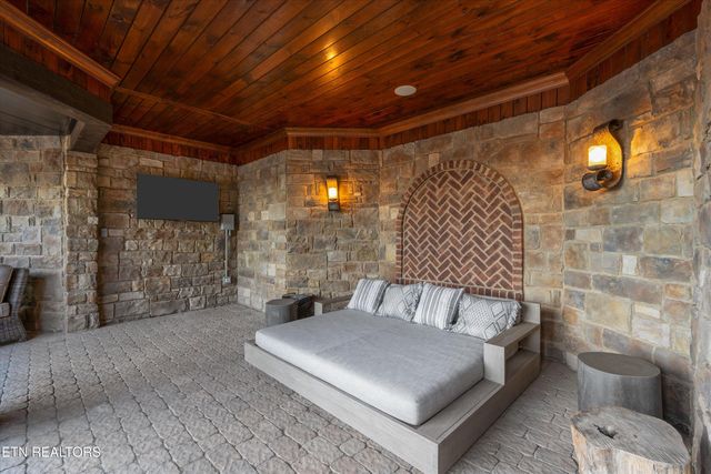 12767 Highwick Circle, Knoxville, TN 37934