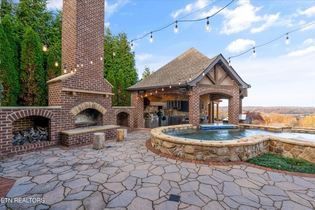 12767 Highwick Circle, Knoxville, TN 37934