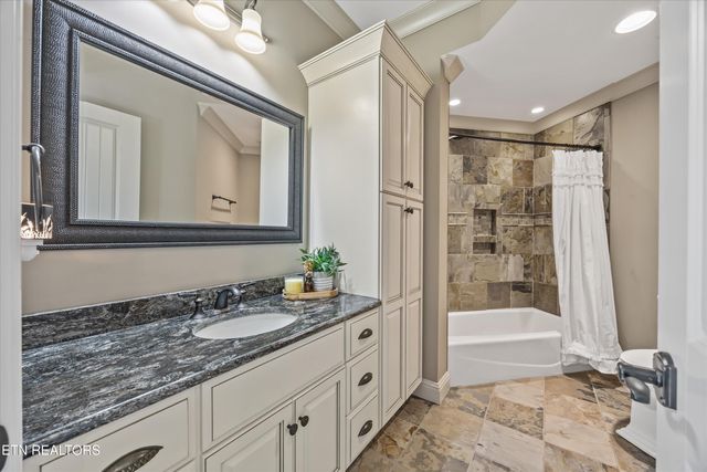 12767 Highwick Circle, Knoxville, TN 37934