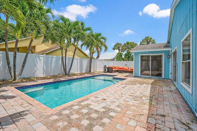 6321 Pompano Street, Jupiter, FL 33458