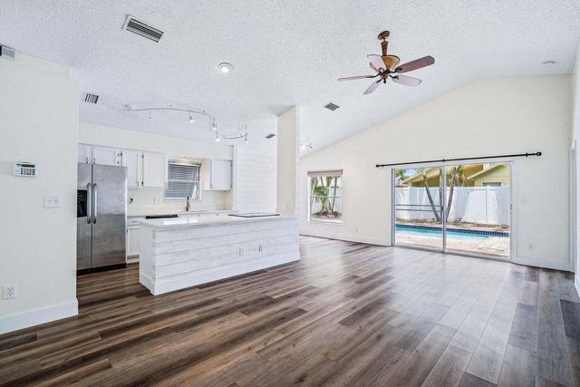 6321 Pompano Street, Jupiter, FL 33458