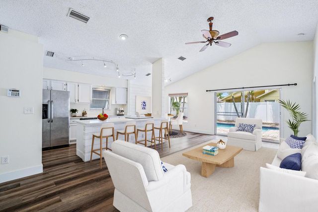 6321 Pompano Street, Jupiter, FL 33458