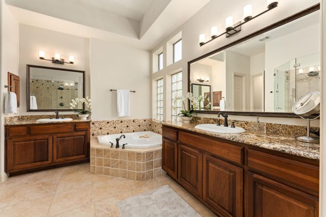 205 Emerald Ridge DR, Austin, TX 78732