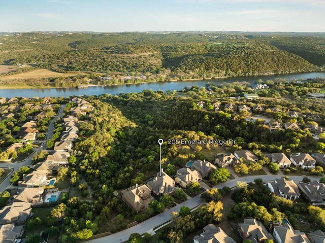 205 Emerald Ridge DR, Austin, TX 78732