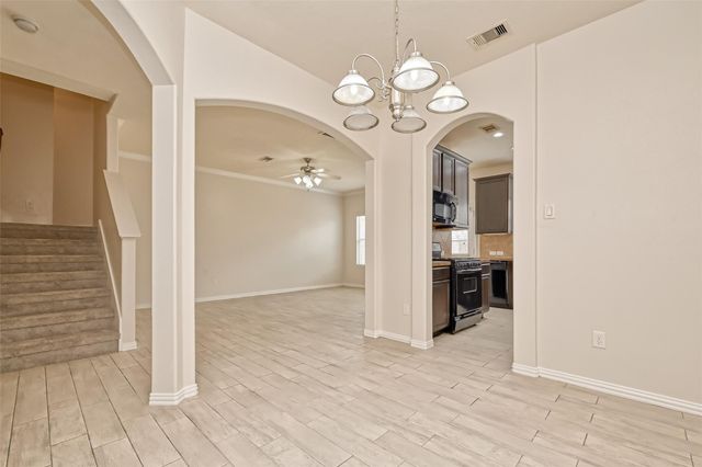 5015 Dartmoor Ridge Trail, Houston, TX 77066