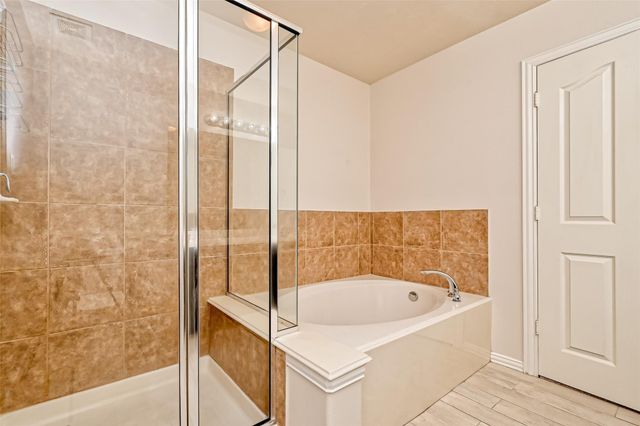 5015 Dartmoor Ridge Trail, Houston, TX 77066