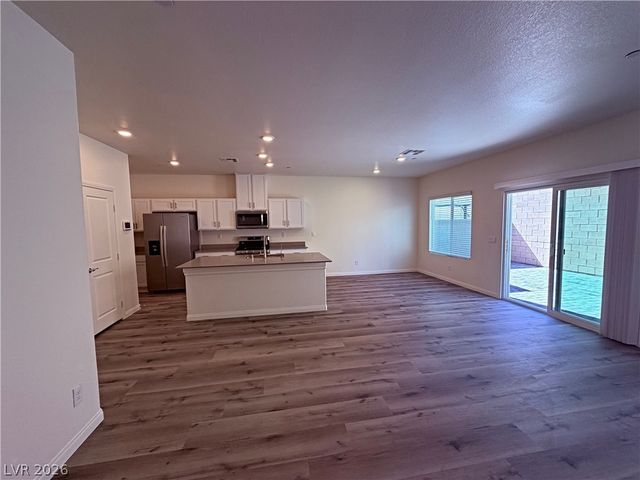 10031 Cameron Street, Las Vegas, NV 89141