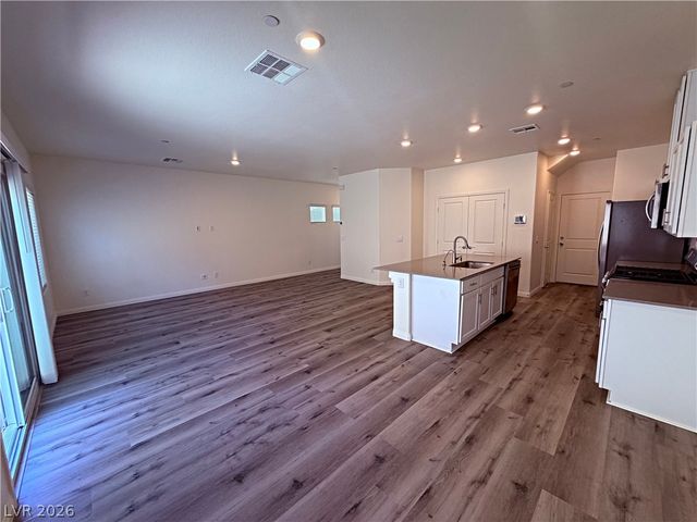 10031 Cameron Street, Las Vegas, NV 89141