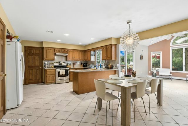 40 Vista Drive, Morganville, NJ 07751