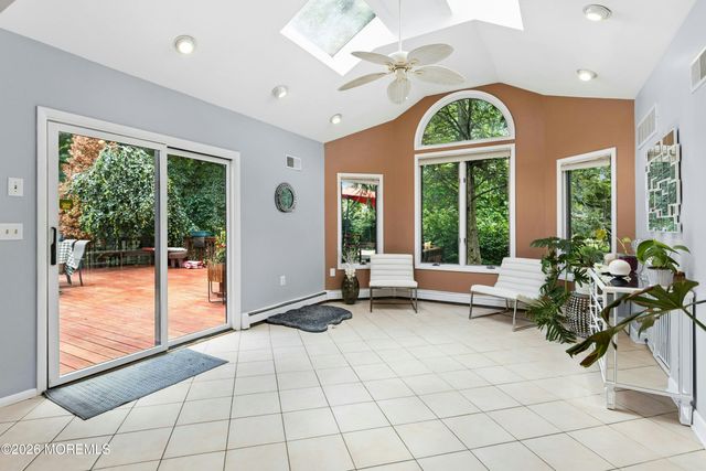 40 Vista Drive, Morganville, NJ 07751
