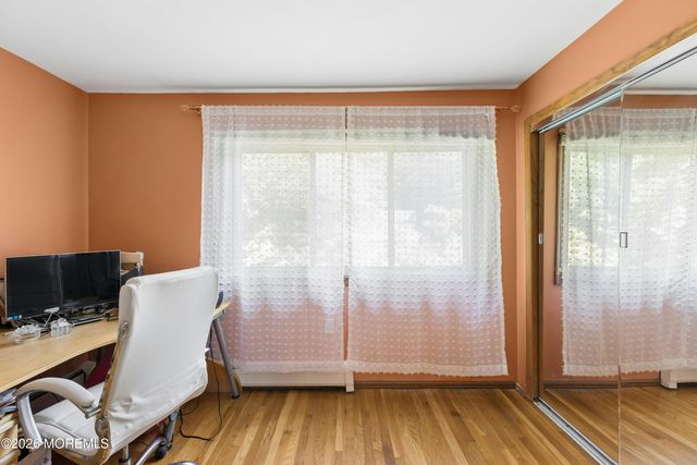 40 Vista Drive, Morganville, NJ 07751