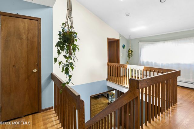 40 Vista Drive, Morganville, NJ 07751