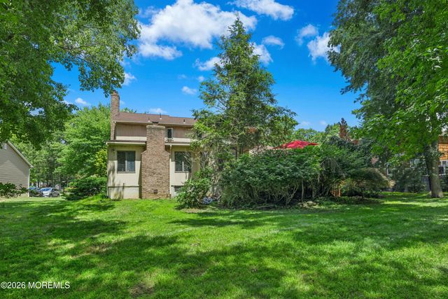 40 Vista Drive, Morganville, NJ 07751