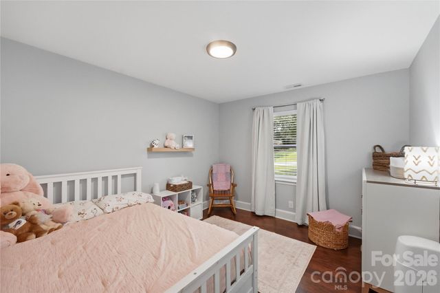 1301 Manchester Lane, Charlotte, NC 28227