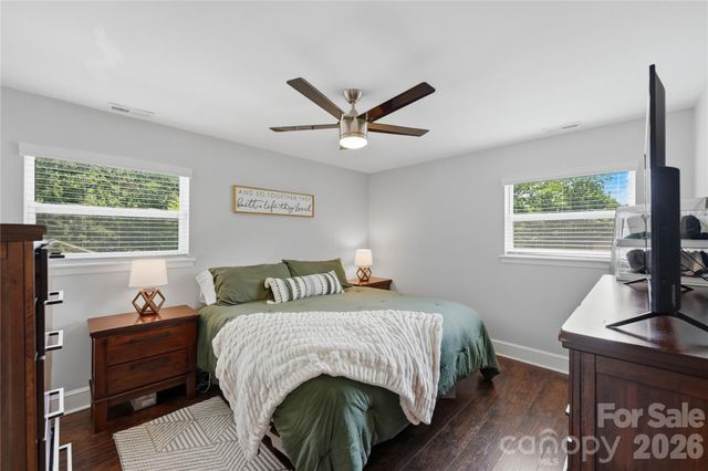1301 Manchester Lane, Charlotte, NC 28227