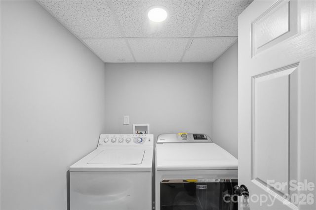 1301 Manchester Lane, Charlotte, NC 28227