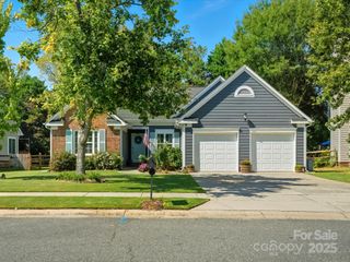11226 Fox Cove Drive, Charlotte, NC 28273