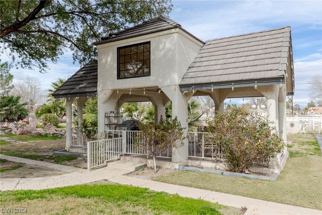 3910 East Russell Road, Las Vegas, NV 89120