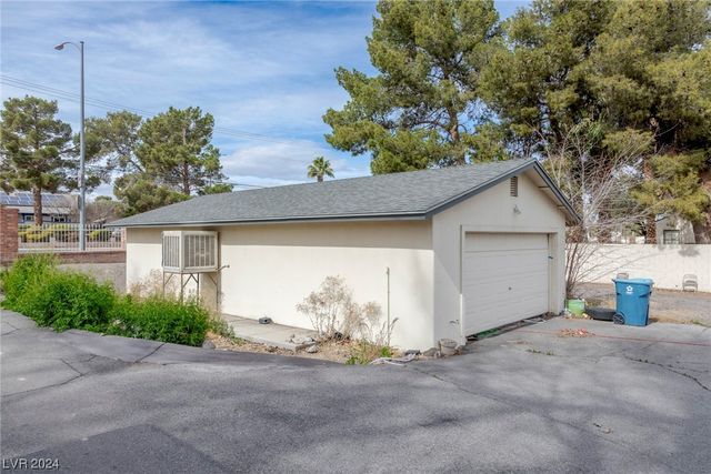 3910 East Russell Road, Las Vegas, NV 89120