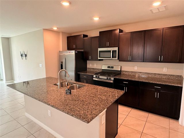 10363 SHADY PRESERVE DRIVE, Riverview, FL 33578