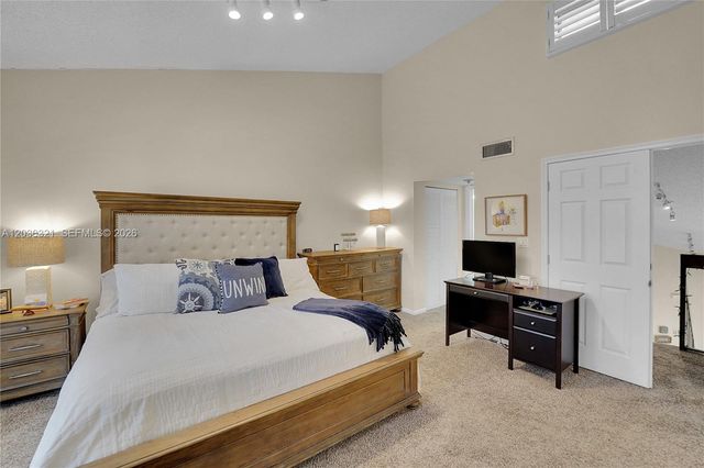 1400 NW 9th Ave C-18, Boca Raton, FL 33486