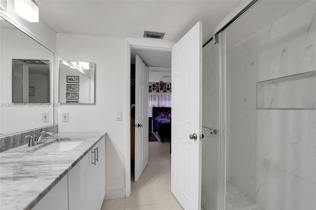 1400 NW 9th Ave C-18, Boca Raton, FL 33486