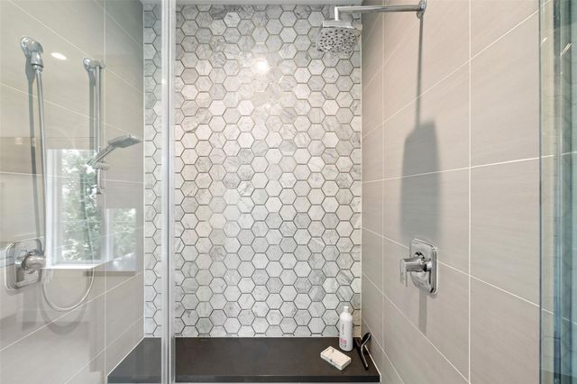 408 Rose Branch WAY 24, Austin, TX 78738