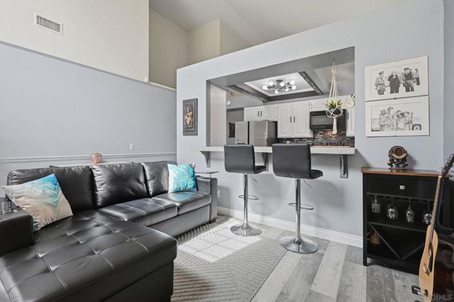 901 Rose Arbor Drive, San Marcos, CA 92078