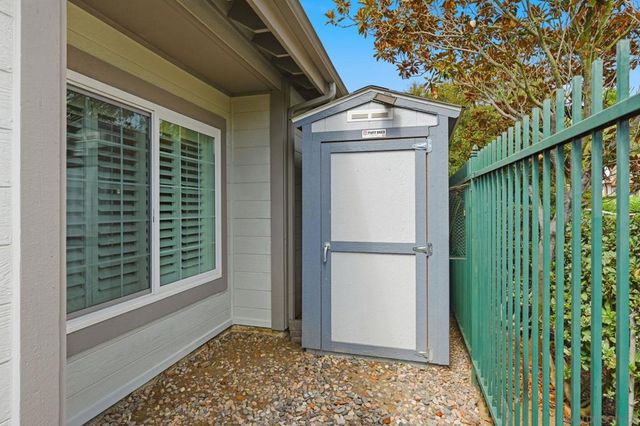 901 Rose Arbor Drive, San Marcos, CA 92078
