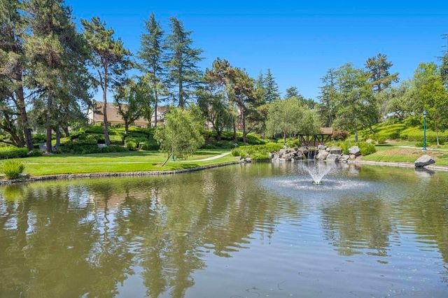 901 Rose Arbor Drive, San Marcos, CA 92078