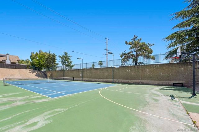 901 Rose Arbor Drive, San Marcos, CA 92078