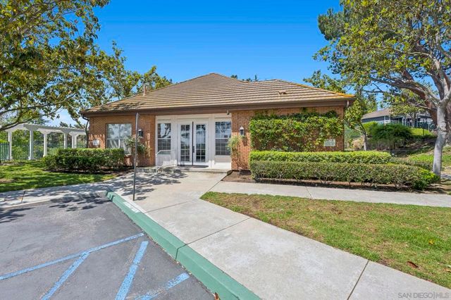 901 Rose Arbor Drive, San Marcos, CA 92078