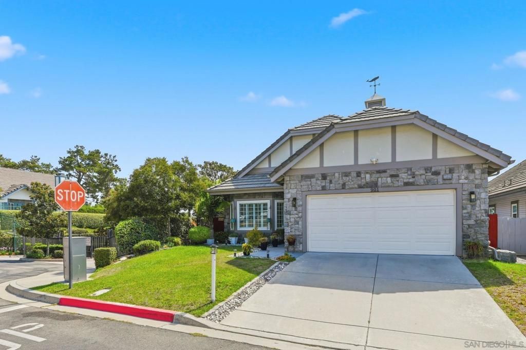 901 Rose Arbor Drive, San Marcos, CA 92078 — photo 2