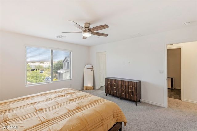 976 Bluebell Brook Street, Henderson, NV 89052