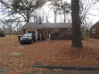 10 W Walker RD, Hampton, VA 23666