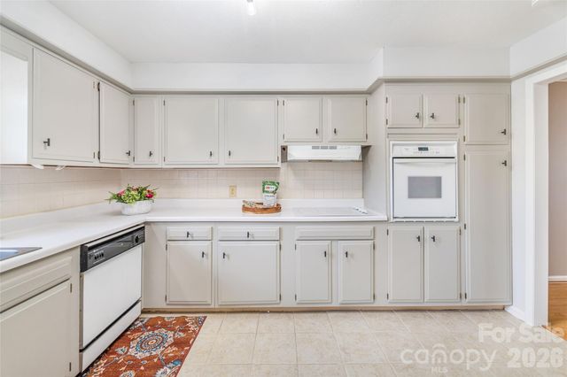102 Boyd Drive 5C, Flat Rock, NC 28731