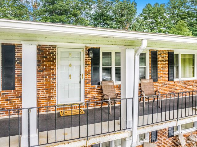 102 Boyd Drive 5C, Flat Rock, NC 28731