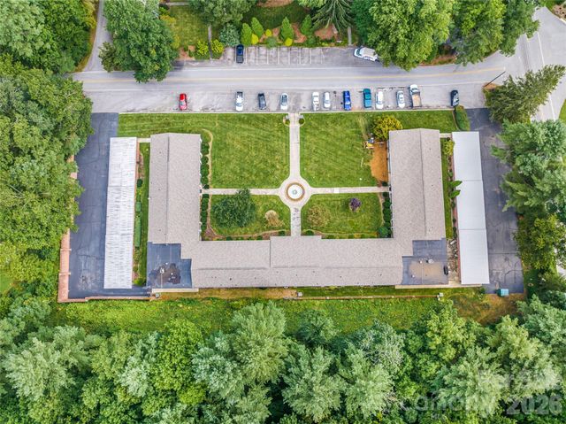 102 Boyd Drive 5C, Flat Rock, NC 28731