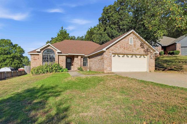 2575 Morse Drive, Conway, AR 72034