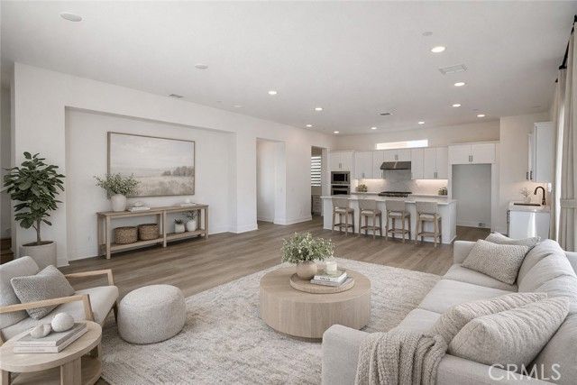 2173 Swaim Way, Tustin, CA 92782