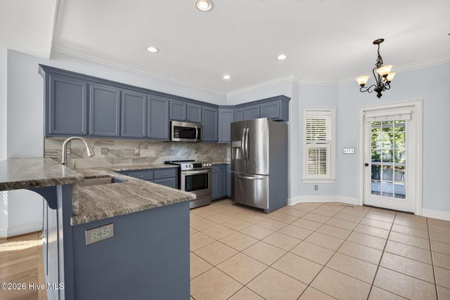 53 Westcliff Court, Clayton, NC 27527