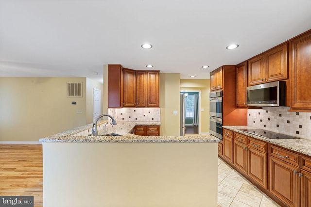 6647 MORRIS RD, Spotsylvania, VA 22551