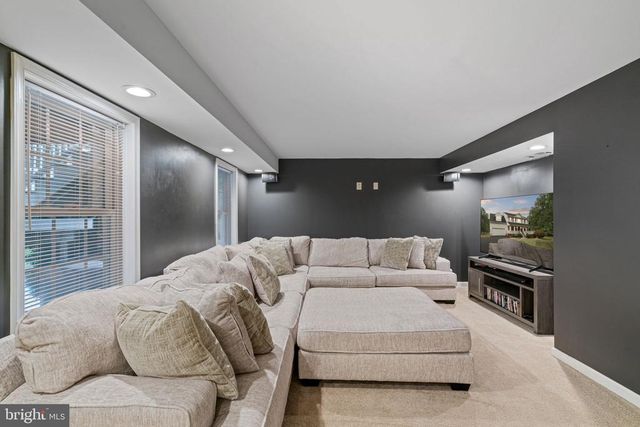 6647 MORRIS RD, Spotsylvania, VA 22551