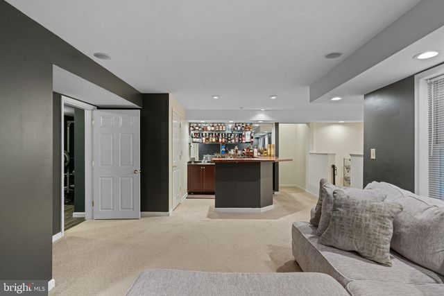 6647 MORRIS RD, Spotsylvania, VA 22551