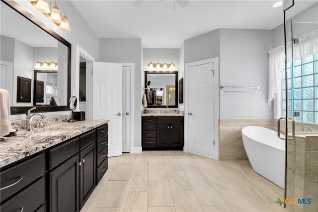 317 Sol Del Rio, Seguin, TX 78155