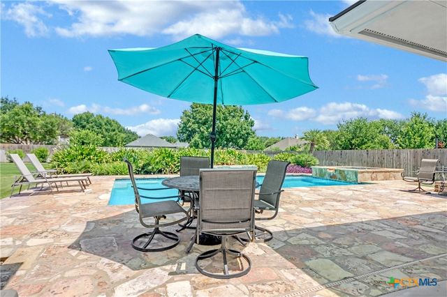 317 Sol Del Rio, Seguin, TX 78155