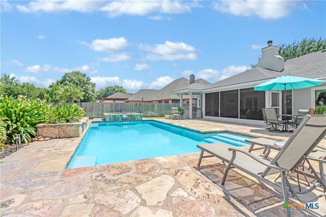 317 Sol Del Rio, Seguin, TX 78155