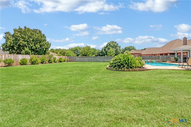 317 Sol Del Rio, Seguin, TX 78155
